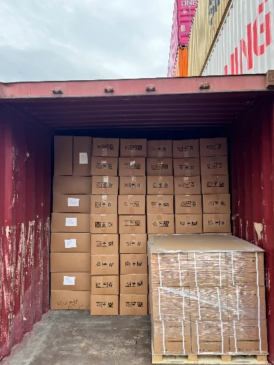 Cartons and palletized ascorbic acid arranged inside the 20GP container. Cartons and palletized ascorbic acid arranged inside the 20GP container.